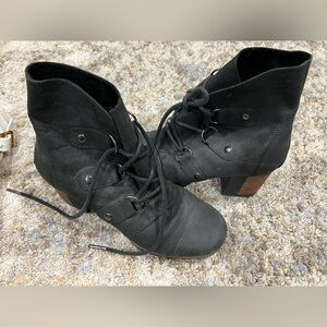 Sorel Black Lace Up Boots